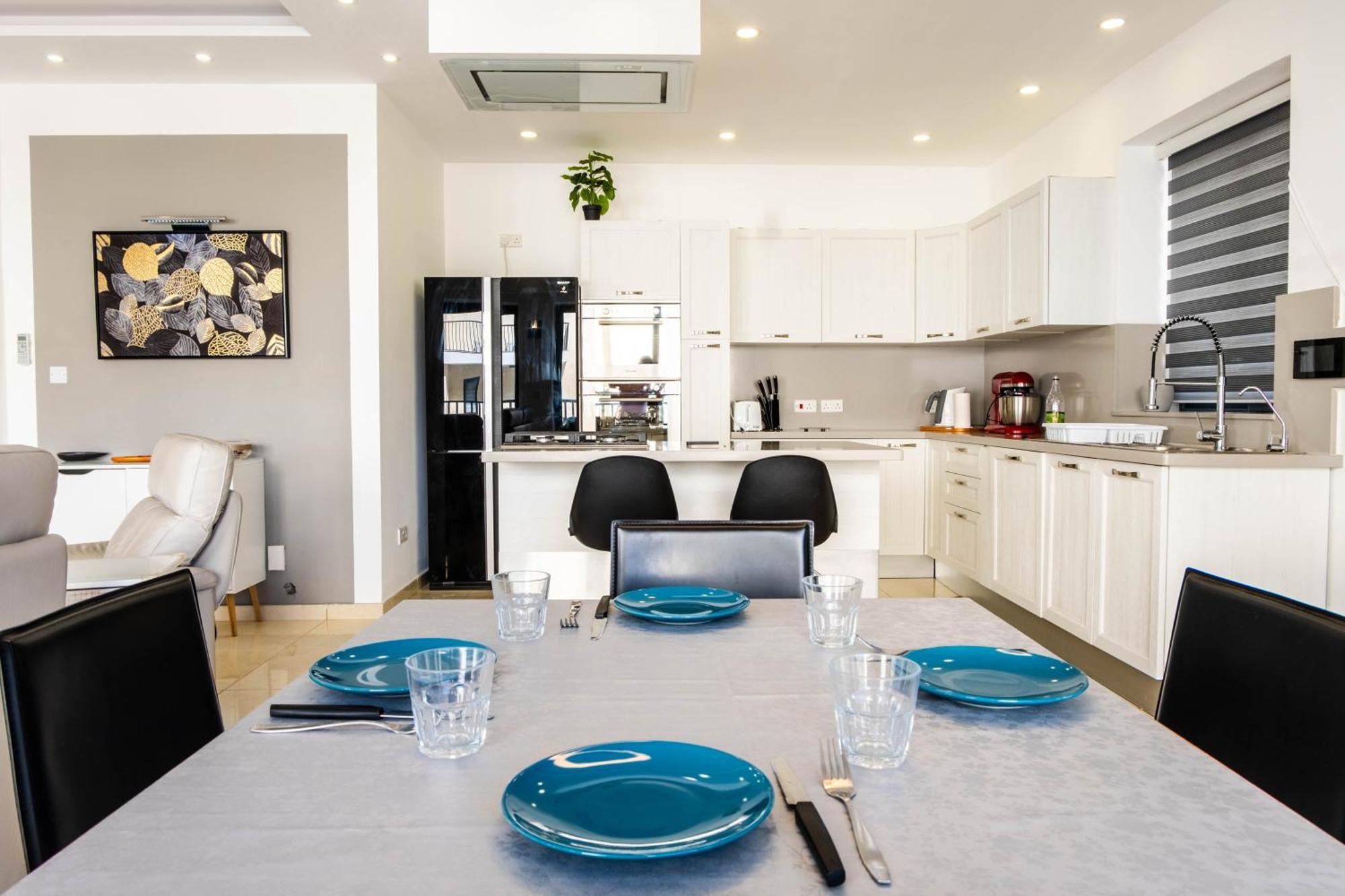 Mellieha, Luxury 3 Bedroom Azure Maisonette المظهر الخارجي الصورة